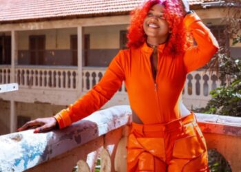 La surprenante métamorphose de Mia Guissé