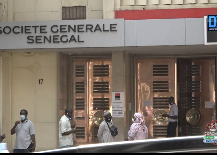La Société Générale visée lors des manifestations de mars 2021, prend les devants