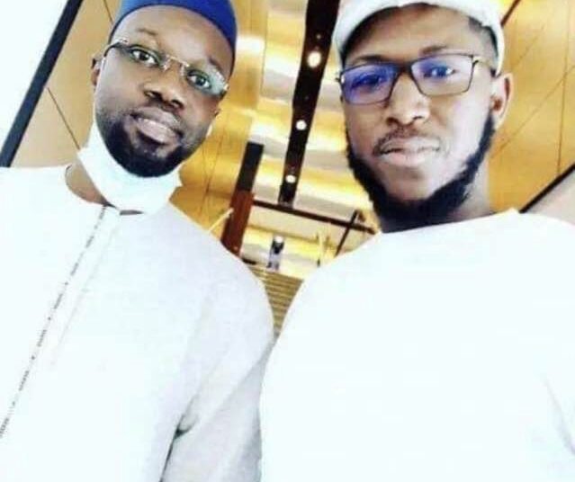 Yarga Sy, L'homme qui avait aspergé Ousmane Sonko de liquide est de PASTEF