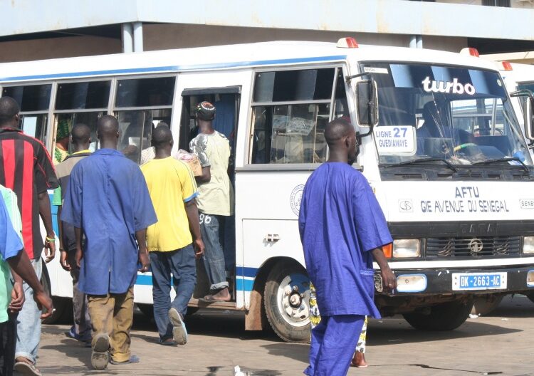 directeur du Cetud, les conducteur de Tata qui continueront à appliquer les hausses de prix constatées sur une ligne particulière seront sanctionnés.
