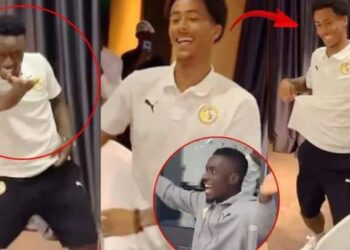 Le talent se dévoile en dansant : les pas impressionnants de Noah Fadiga et Pape Ousmane Sakho lors de leur bizutage (Vidéo)