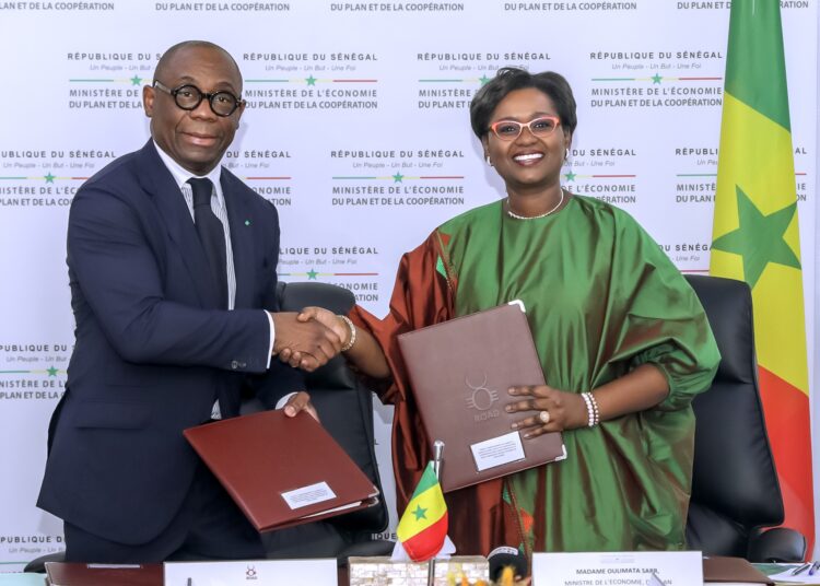 Signature de deux accords de financement pour renforcer la résilience et développer l’économie au Sénégal