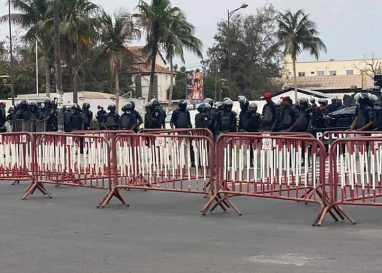 Le Préfet de Dakar interdit les Manifestations de Yewwi Askan Wi