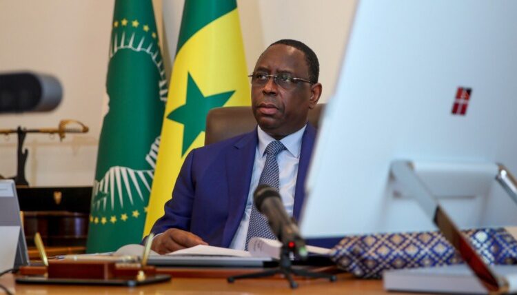 Programmes scolaires : Macky Sall demande le renforcement des cours d’instruction civique