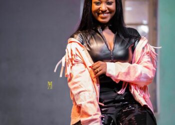 Mia Guissé : “Lokontina”, «Loxo Boula Bayi Loxo ngui Xare»