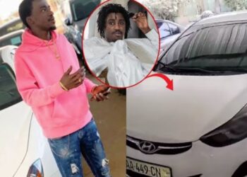 Wally Seck offre une voiture de luxe à Bambaly Seck (video)