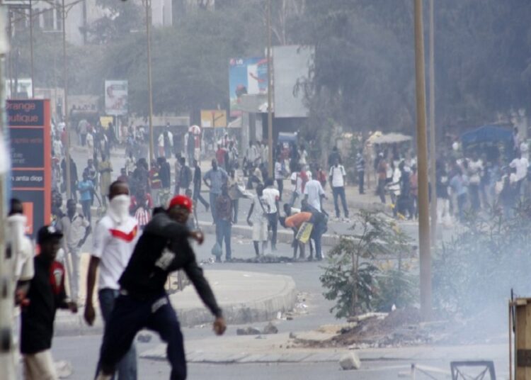 Affrontements à Ziguinchor : Un policier mort et plusieurs blessés