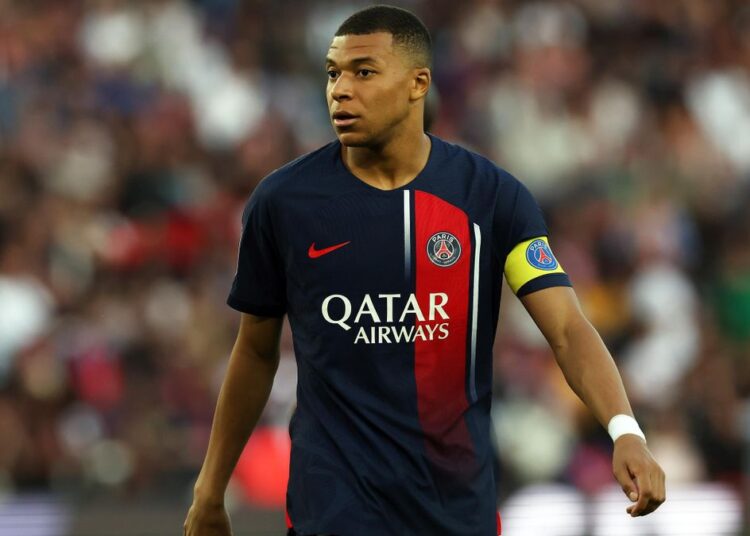 Mercato : Kylian Mbappé à fait savoir qu’il veut quitter le PSG dès cet été et rejoindre le…