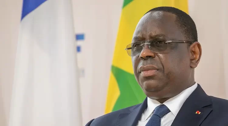 Macky Sall : « Je ne laisserai aucun anarchiste détruire ce pays… »
