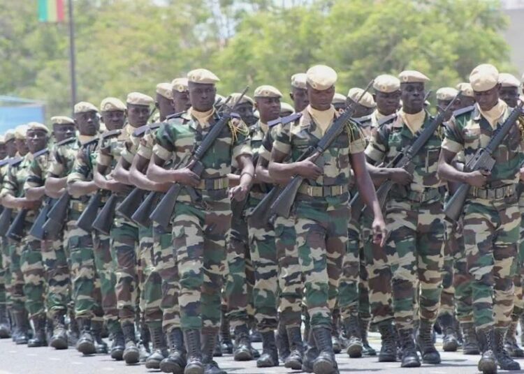 les militaires du rang des armées libérés, réengagés ( Document)
