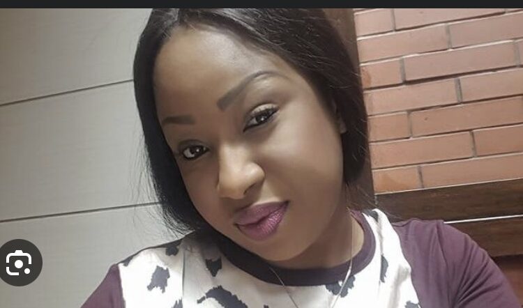 Escroquerie et abus de confiance : Marie, la fille de Ismaëla Lo, dans de sales draps !