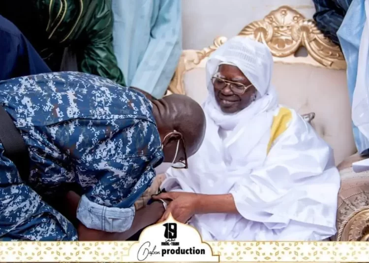 Menaces de sabotage du Magal: Le Général Moussa Fall rassure Serigne Mountakha et met en garde (Vidéo)