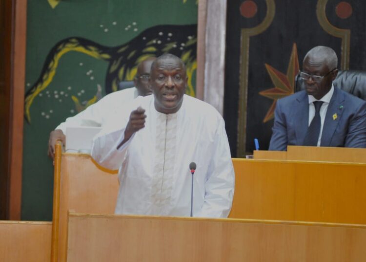 Sénégal: le Budget 2024 du ministère de l’Éducation nationale connaît une hausse de 130 milliards CFA