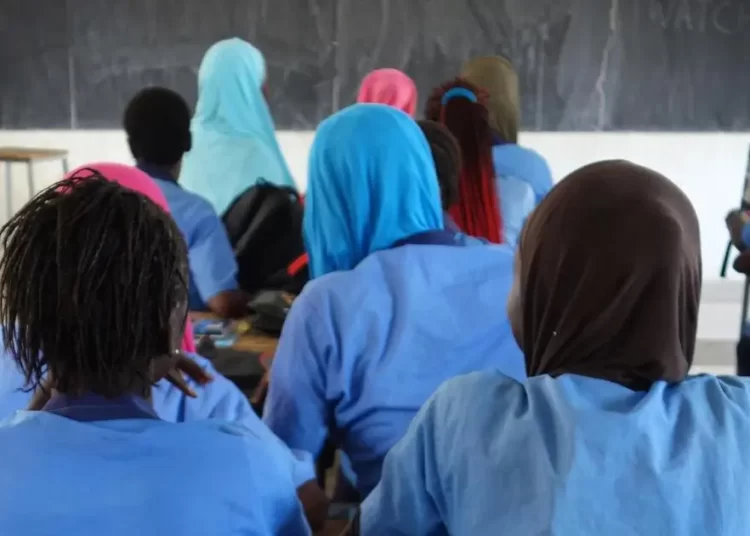 Ziguinchor : 3 élèves exclus pour agression à l’arme blanche