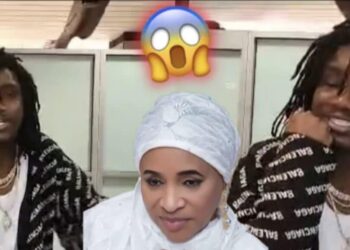 Wally Ballago Seck retrouve enfin le sourire après le décès de sa mère, ndeysann (vidéo)