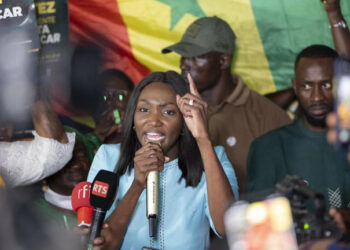 Anta Babacar Ngom menace de renvoyer Diomaye Faye en prison : « Il va recevoir une citation directe » (Vidéo)