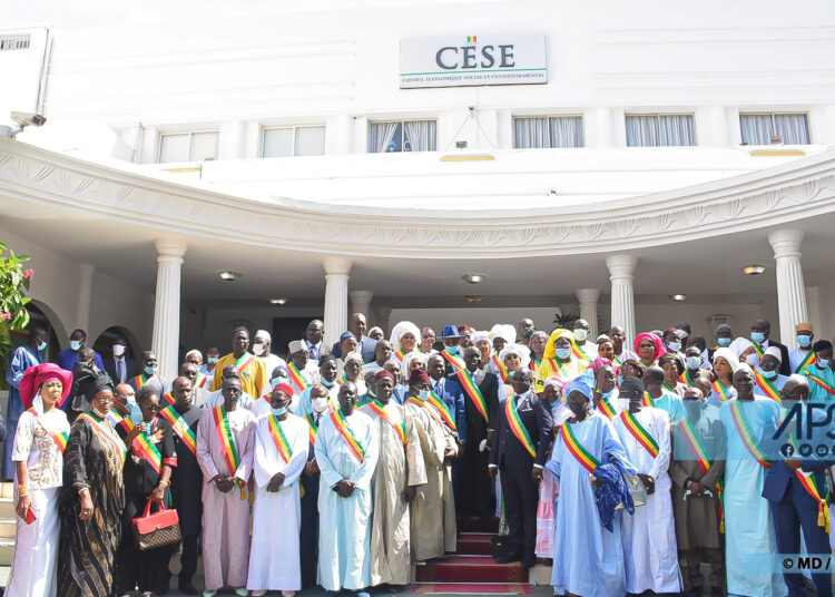 CESE : Macky nomme 80 titulaires, 40 membres associés et éjecte Mademba Sock, Mody Guiro et Birahime Seck