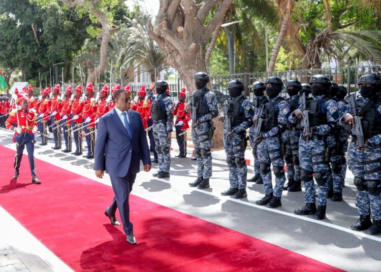 Macky Sall réorganise la gendarmerie en l’intégrant complètement dans l’armée