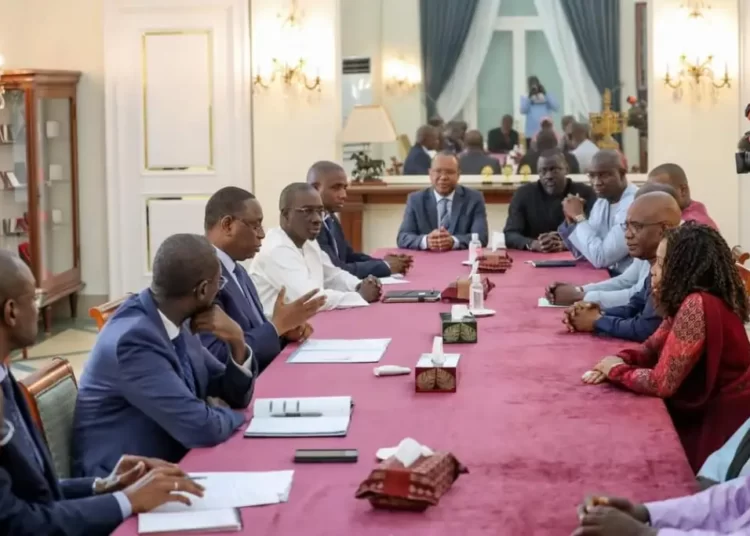 Macky Sall a décidé d’éponger la dette fiscale des entreprises de presse (CEDEPS)