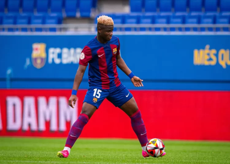 FC Barcelone : Mikayil Faye convoqué par Xavi