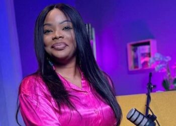 Mame Coumba, l’ex animatrice de « Confidence », rejoint le TFM